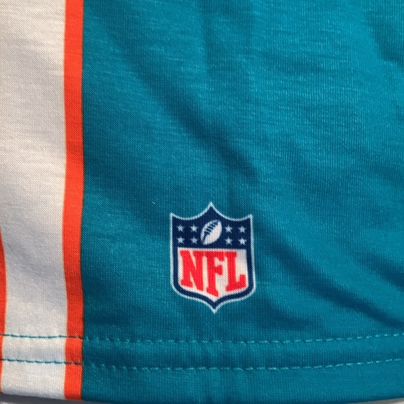 Miami Dolphins neck gator, new in package - Picture 2 of 3